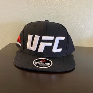 UFC Reebok SnapBack (black)